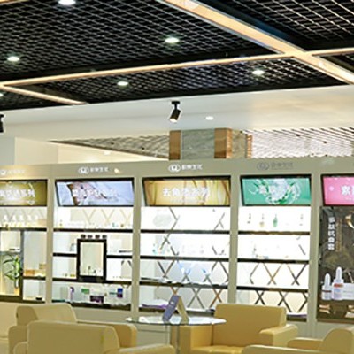 化妝品代加工:開(kāi)個(gè)什么化妝品店好？